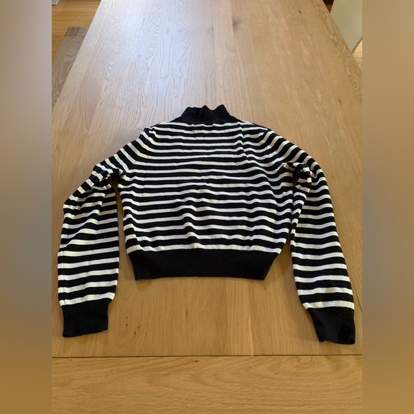 Zara Black + White Striped Sweater - Picture 4 of 5